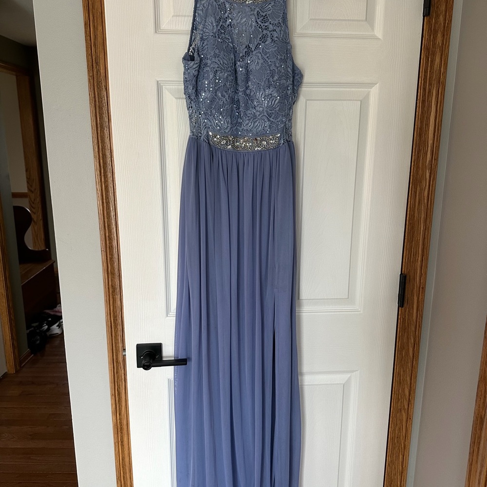 BCX Dress Womens 5 Dusty Blue Lace Sequin Rhinestone Halter Formal Maxi Gown